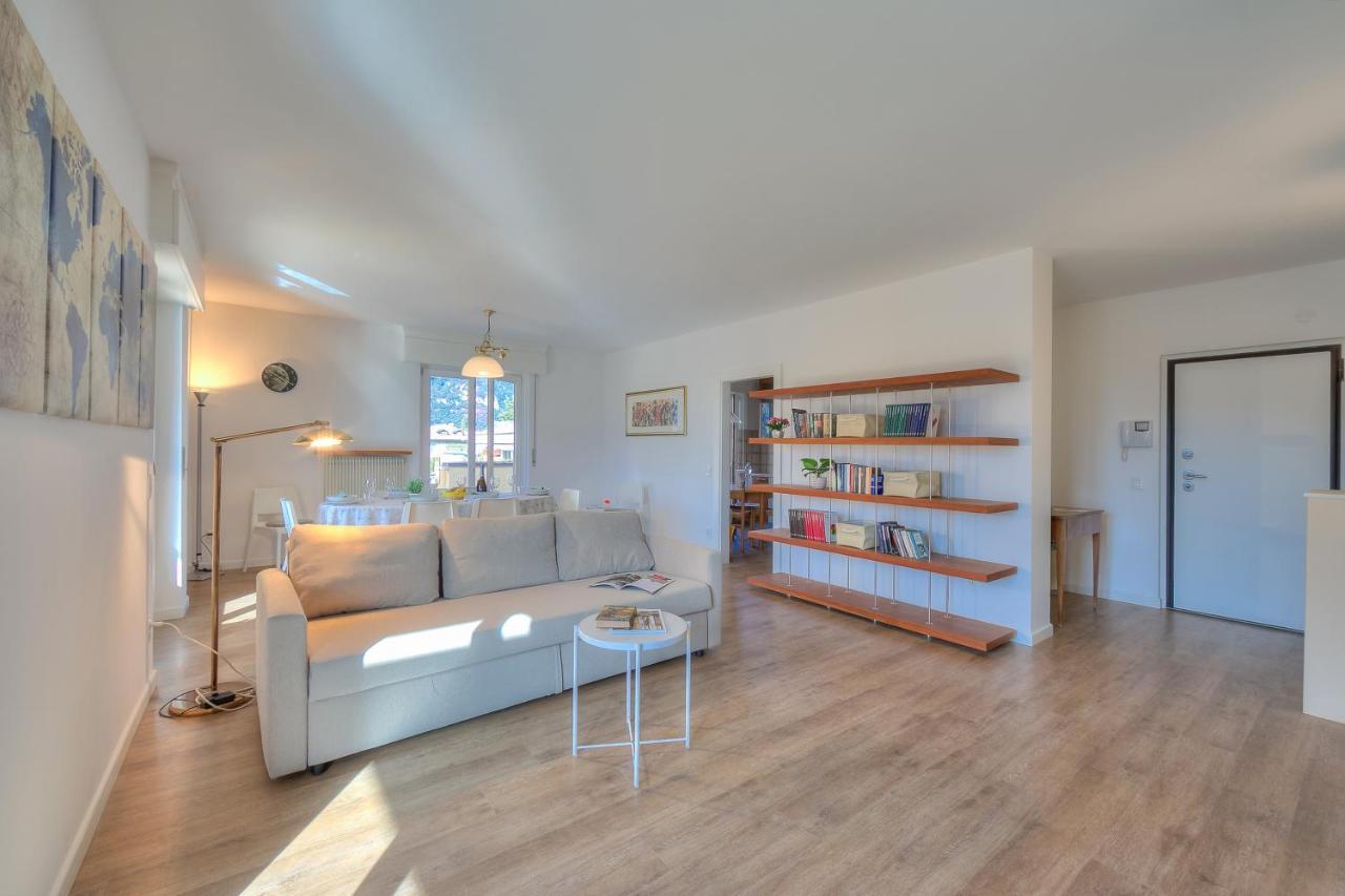 Antares150M From The Lake - Happy Rentals Riva del Garda Bagian luar foto